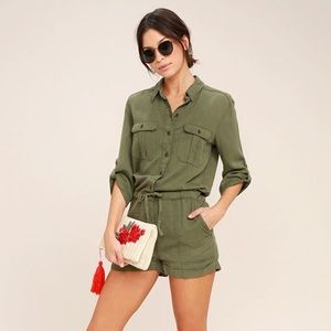 💚 Olive green romper